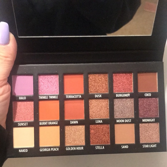 KAB cosmetics day + night eyeshadow palette - Picture 6 of 7